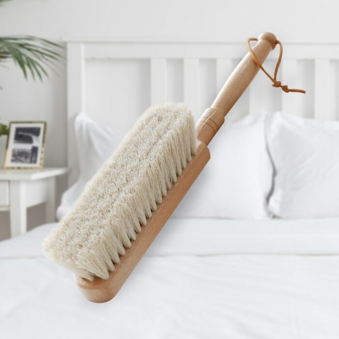 1Pcs Long Handle Cleaning Brush Material: Wood 80% White Horse Hair Dust Remove Cleaning Tools 2