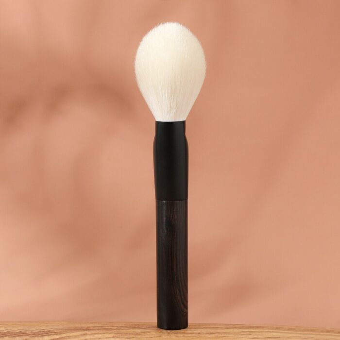 C02 Professional Handmade Make Up Brush Large Flat Round Face Powder Brush Soft Saibikoho Goat Hair Ebony Handle Makeup Brushes 5