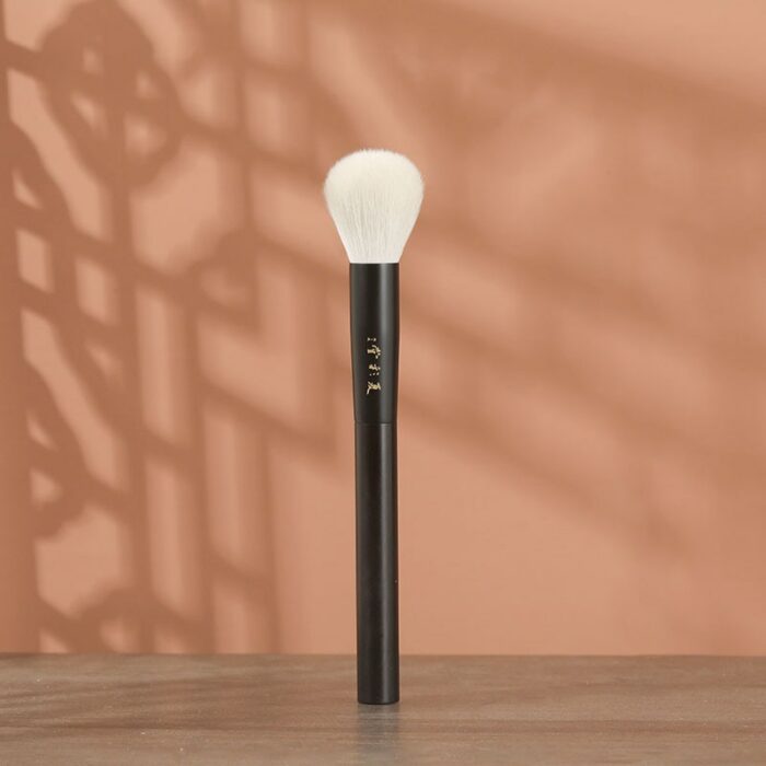 C89 Professional Handmade Make Up Brush Contour Blush Highlighter Brush Soft Saibikoho Goat Hair Ebony Handle Makeup Brushes 1