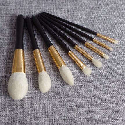 Professional Handmade Make Up Brush Set Soft Saikoho Goat Hair Face Powder Eye Shadow Brush Acrylic Handle Makeup Brushes Kit 2