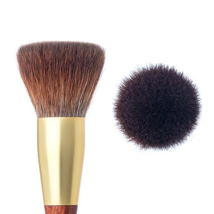 Professional Handmade Makeup Brushes Soft Red Squirrel Hair Large Flat Top Face Powder Brush Sandalwood Handle Make Up Brush 5