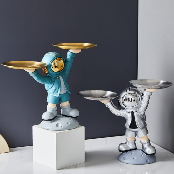 Creative Astronaut with Metal Tray Resin Home Decor Art Decorative Space Man Sculpture Office Desktop Ornaments Decor For Home 5