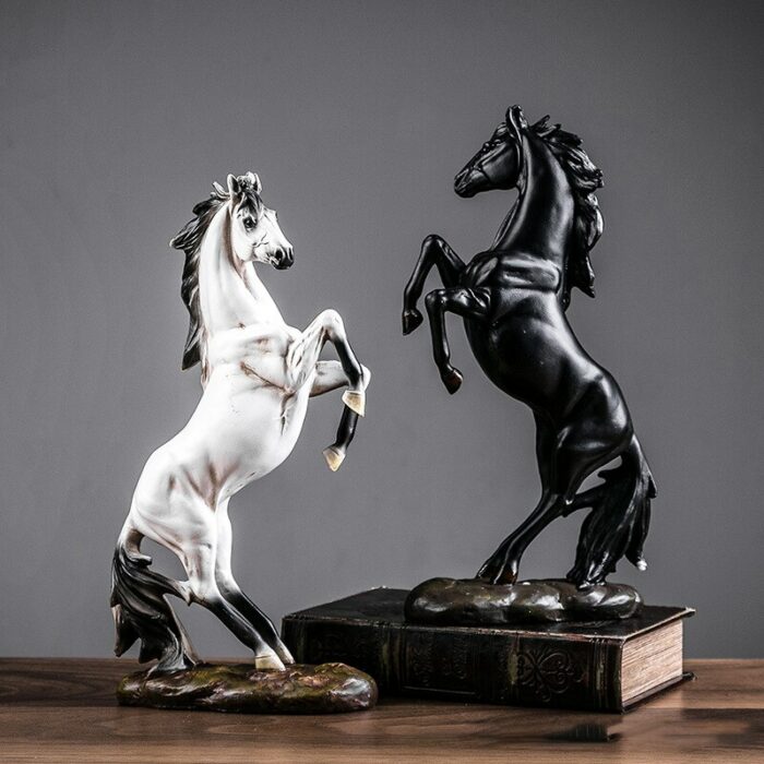 Resin Crafts Horse Statuette Decoration Morden Art Animal Steed Figurines Office Desktop Ornaments Home Decoration Accessories 2