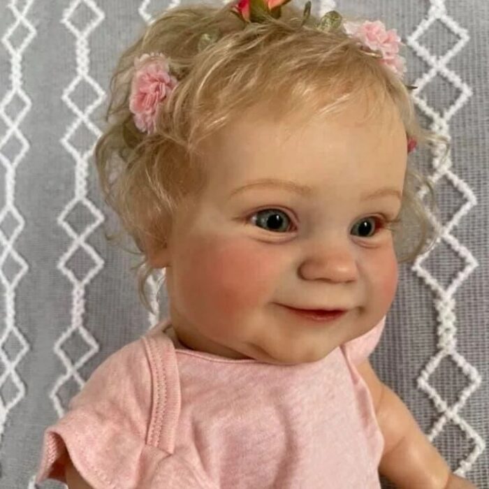 Two Size Version Reborn Toddler Popular Maddie Cute Girl Doll with Rooted Blonde Hair Soft Plush Toy Body High Quality Doll 5