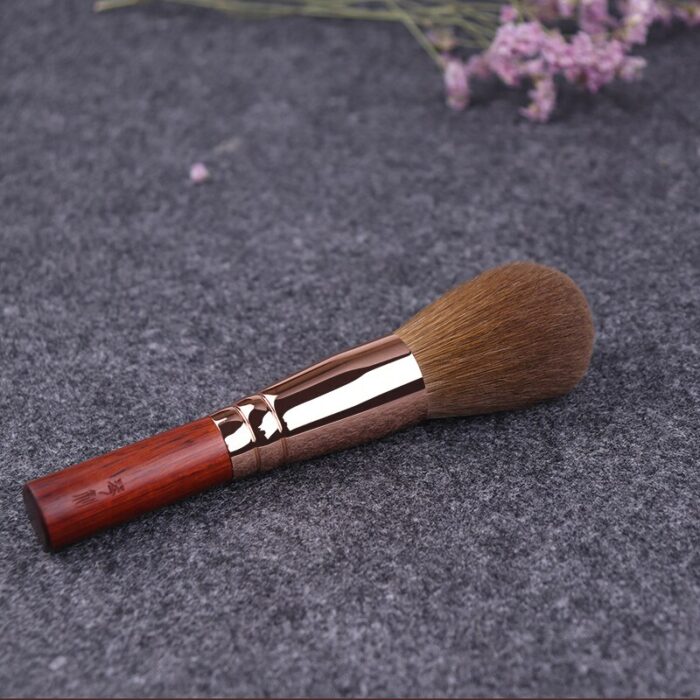 QINZHI Professional Handmade Make Up Brush 121 Large Round Blush Brush Short Handle Soft Resilient Weasel Hair Makeup Brushes 4