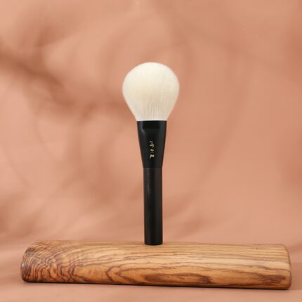 C02 Professional Handmade Make Up Brush Large Flat Round Face Powder Brush Soft Saibikoho Goat Hair Ebony Handle Makeup Brushes 1